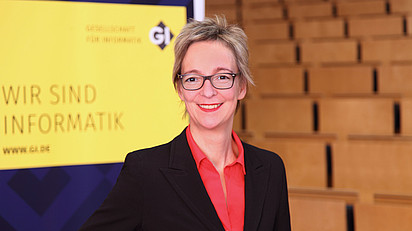 Christine Regitz
