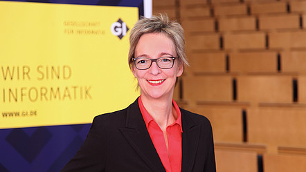 Christine Regitz